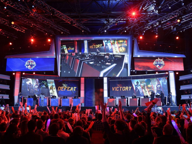 WE官方：下路选手LP断开连接，恢复自由人身份